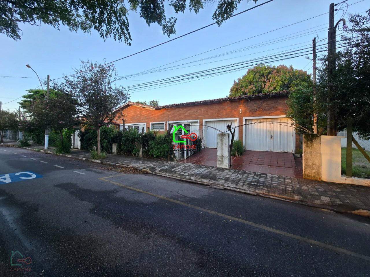 Casa, 3 quartos, 400 m² - Foto 1