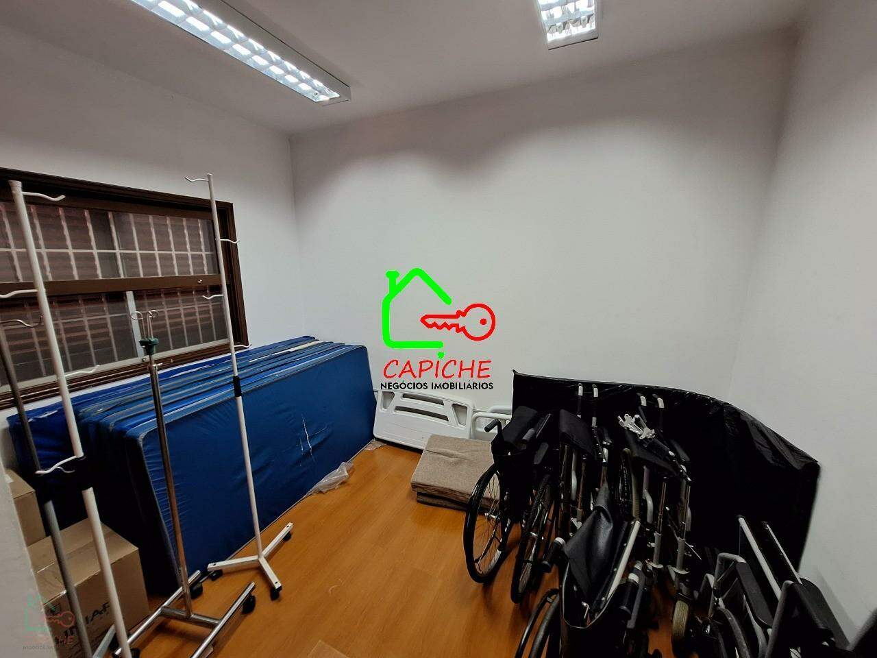 Casa, 3 quartos, 289 m² - Foto 7