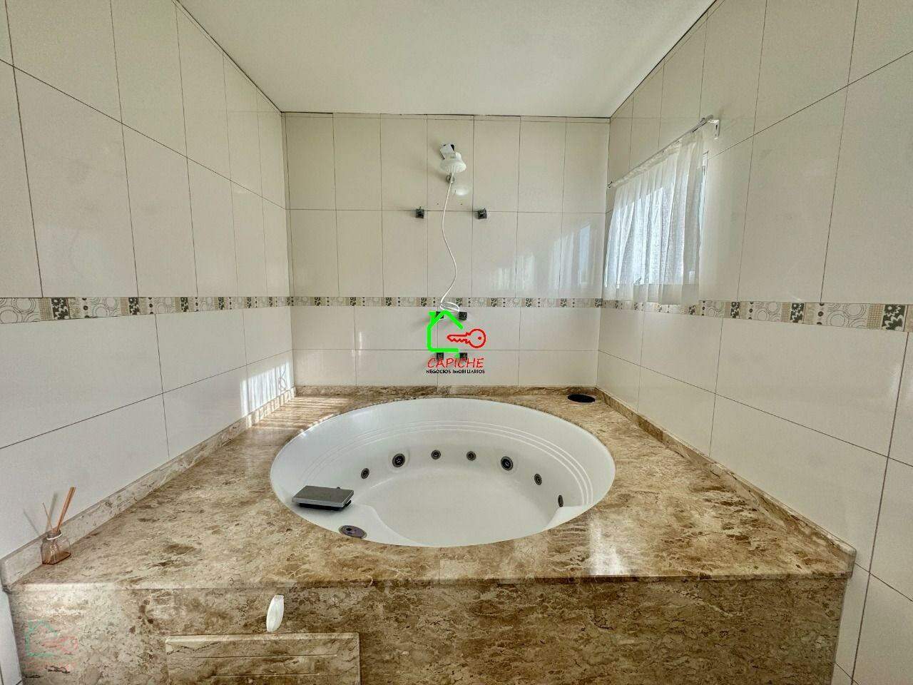 Casa, 3 quartos, 250 m² - Foto 13