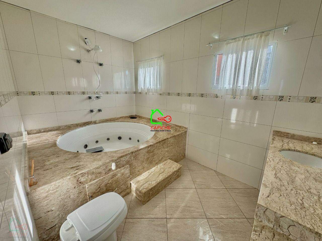 Casa, 3 quartos, 250 m² - Foto 14