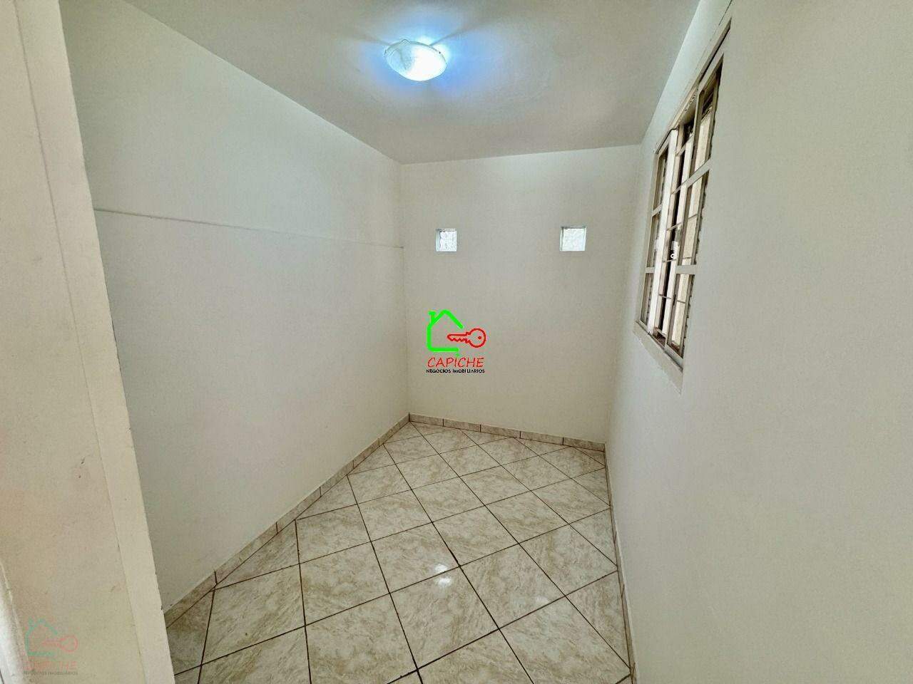 Casa, 3 quartos, 250 m² - Foto 6