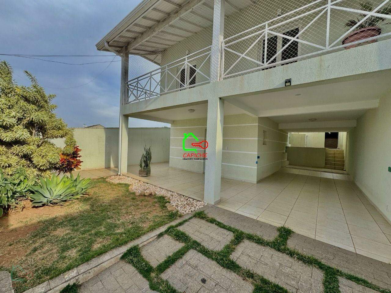 Casa, 3 quartos, 250 m² - Foto 1