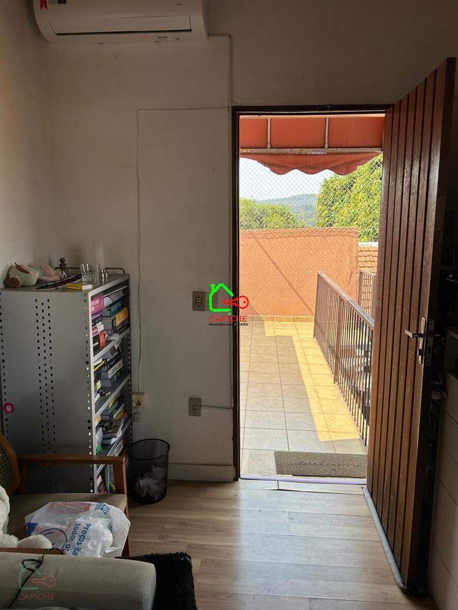 Casa, 3 quartos, 156 m² - Foto 4