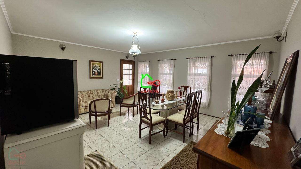 Casa, 4 quartos, 173 m² - Foto 1
