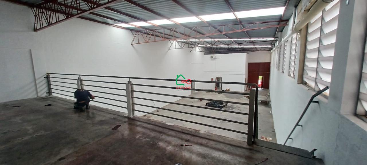 Depósito-Galpão, 378 m² - Foto 2