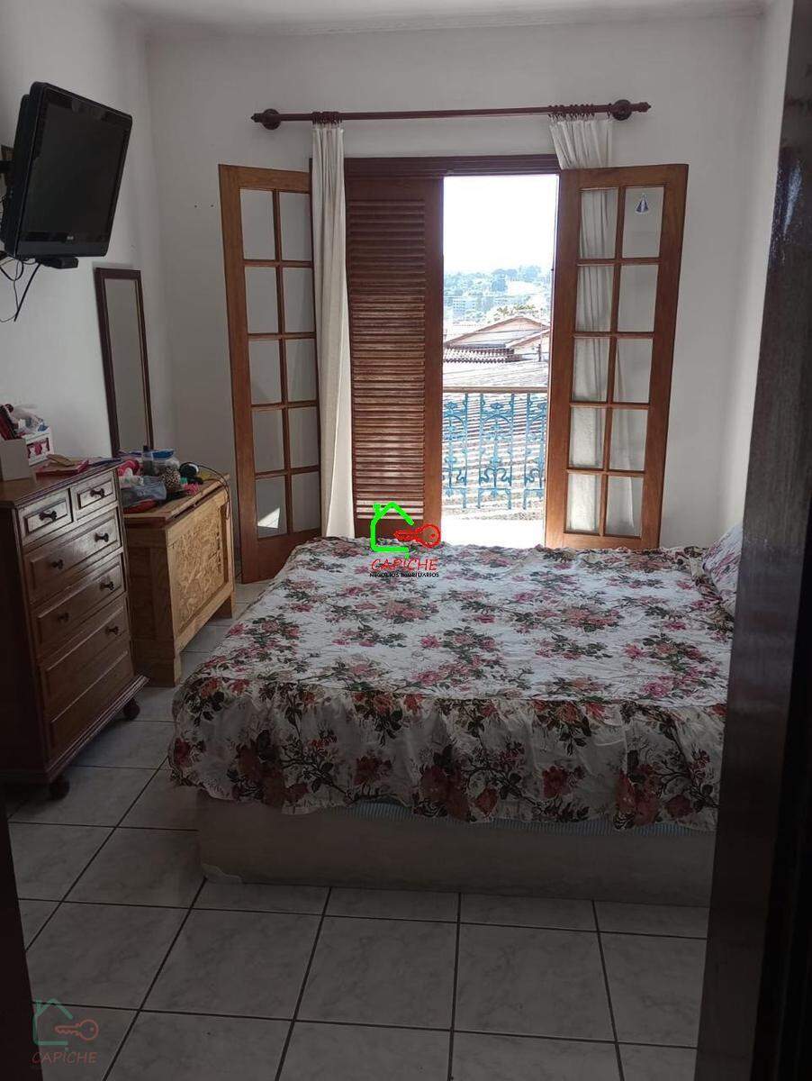Casa, 3 quartos, 245 m² - Foto 16