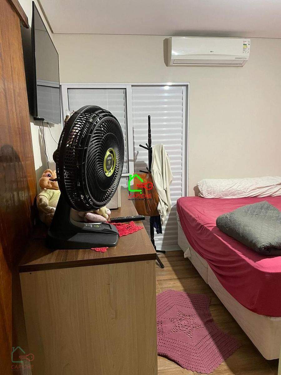 Casa, 3 quartos, 245 m² - Foto 22