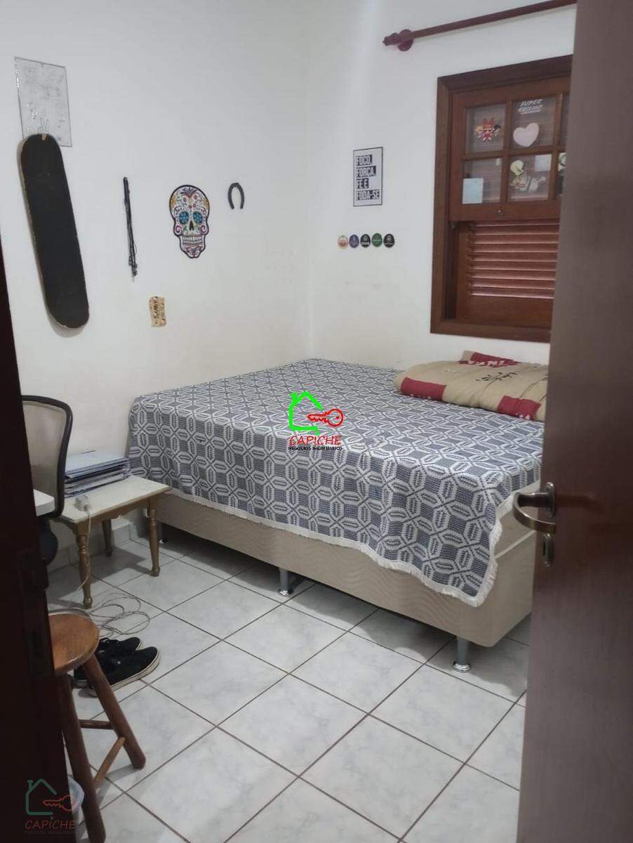Casa, 3 quartos, 245 m² - Foto 18