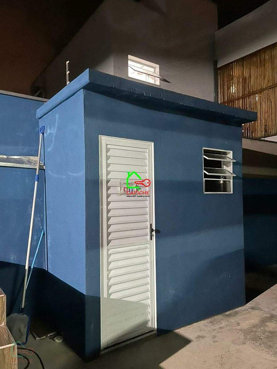 Casa, 3 quartos, 245 m² - Foto 31