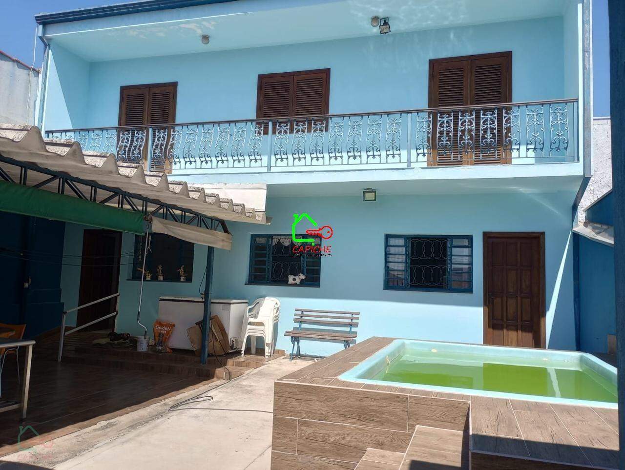Casa, 3 quartos, 245 m² - Foto 1