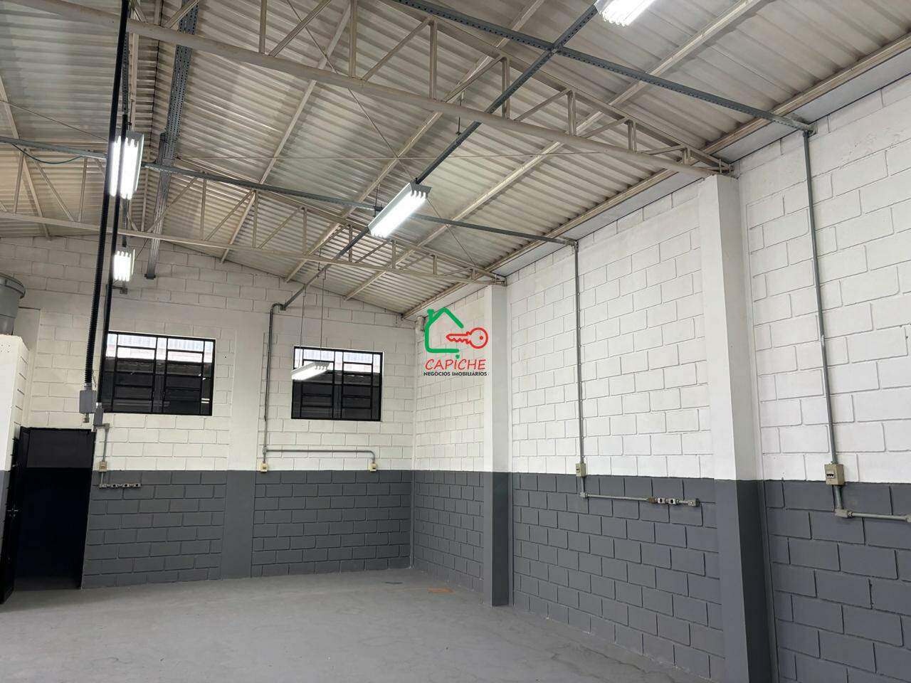 Depósito-Galpão, 220 m² - Foto 13