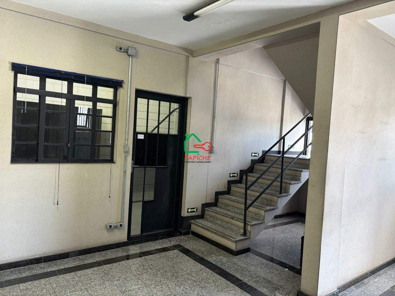 Depósito-Galpão, 220 m² - Foto 15