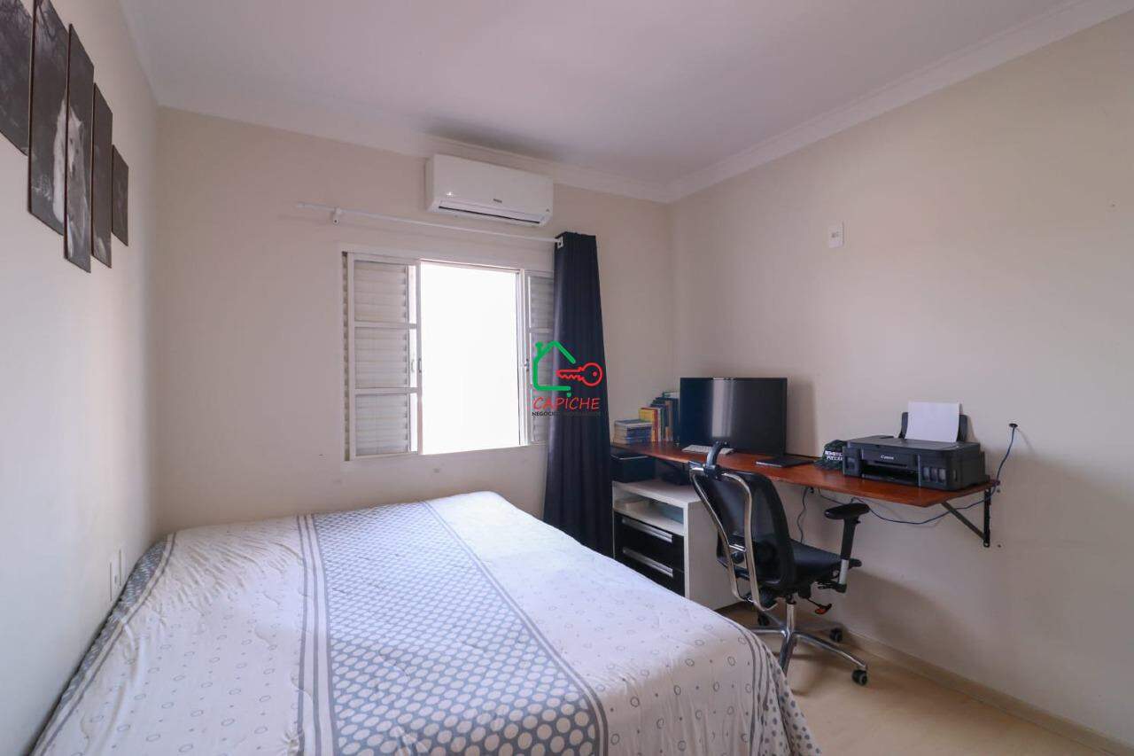 Casa, 3 quartos, 217 m² - Foto 7