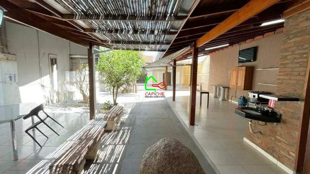 Casa, 3 quartos, 212 m² - Foto 23