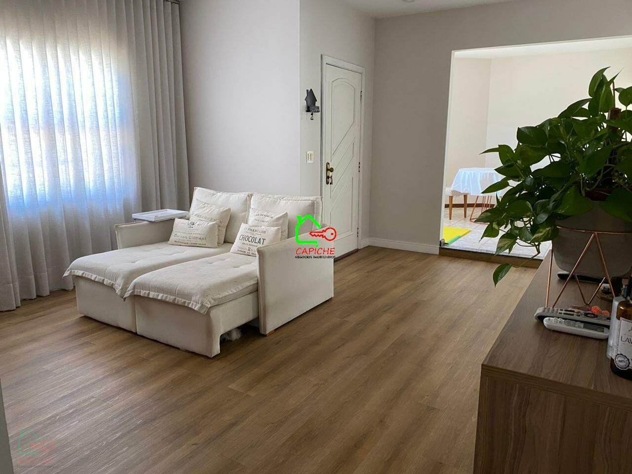 Casa, 3 quartos, 211 m² - Foto 6