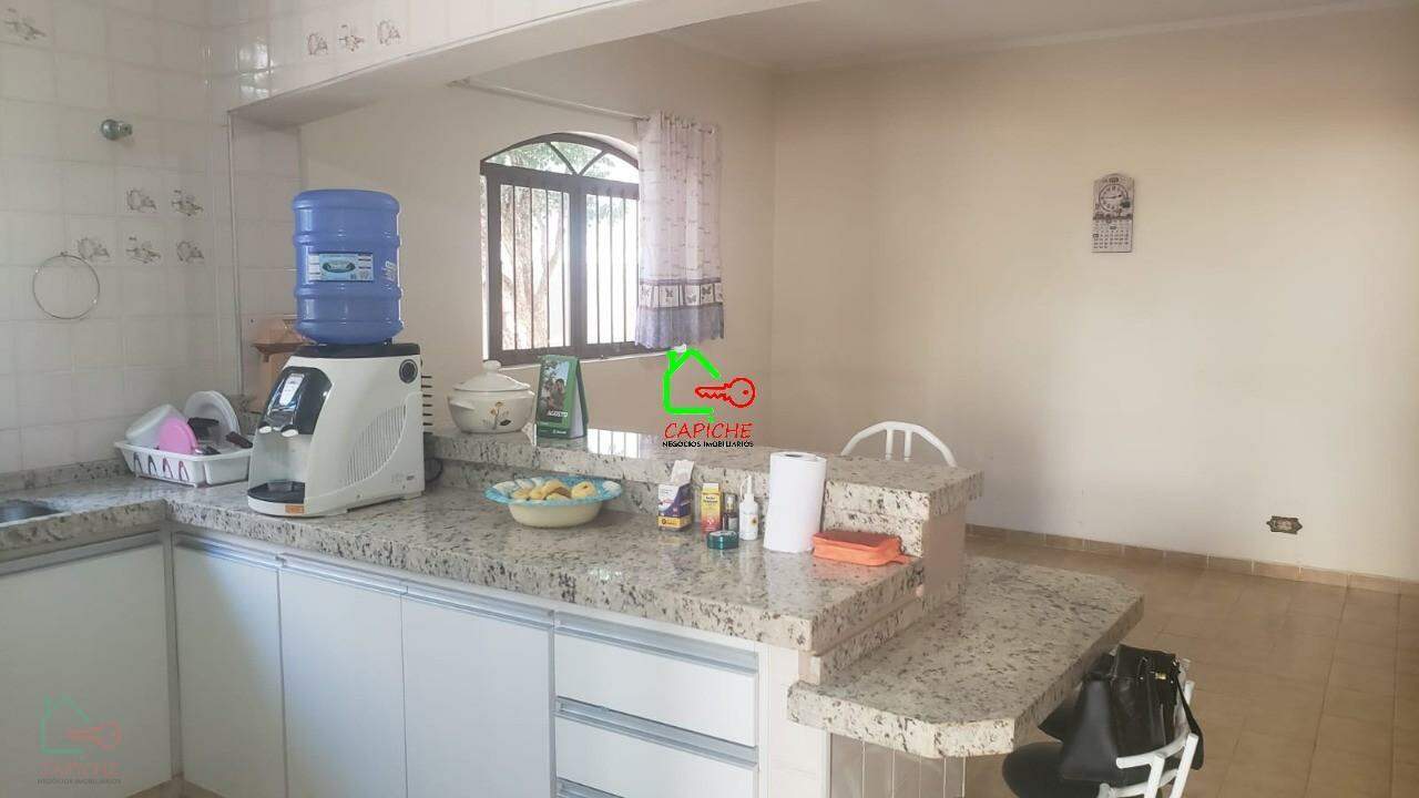 Casa, 3 quartos, 208 m² - Foto 10