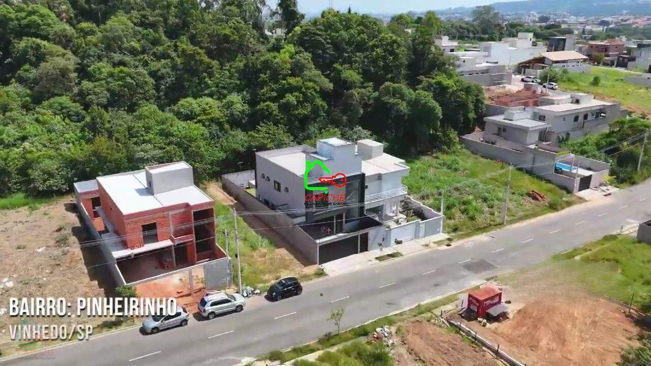 Casa, 3 quartos, 196 m² - Foto 2