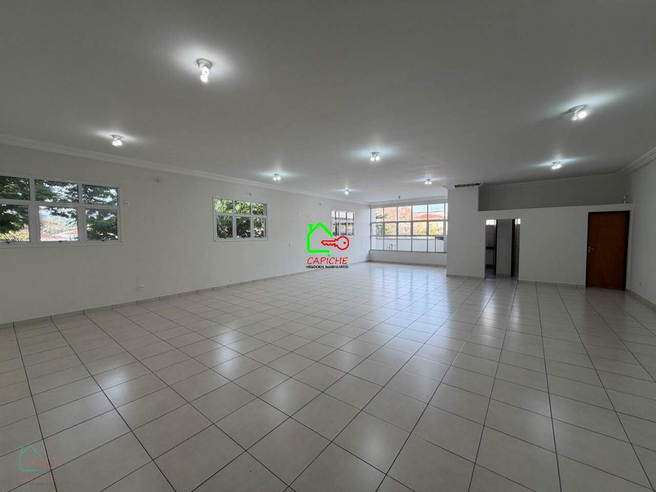 Loja-Salão, 133 m² - Foto 1