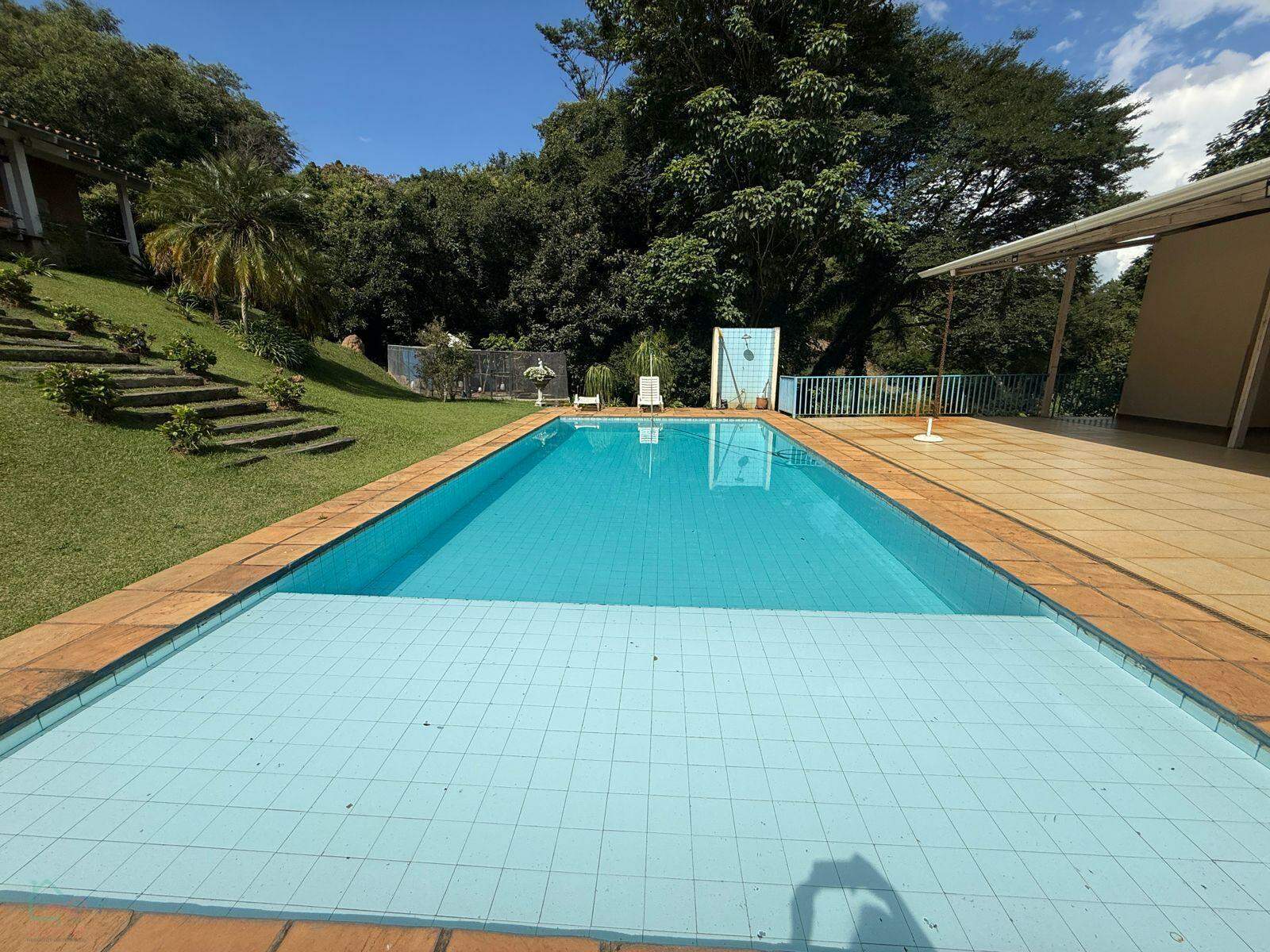Chácara, 3 quartos, 10000 m² - Foto 1