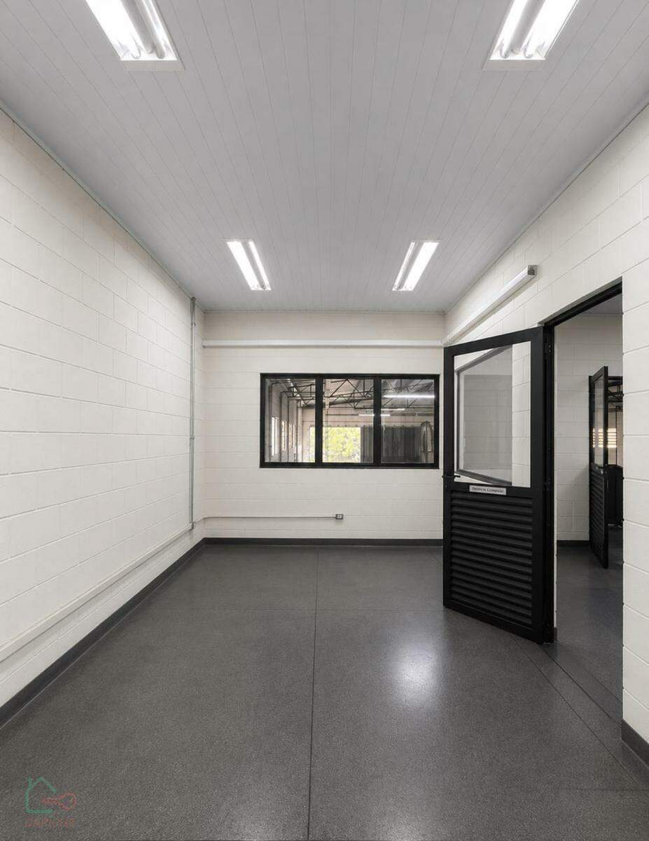 Depósito-Galpão, 844 m² - Foto 1