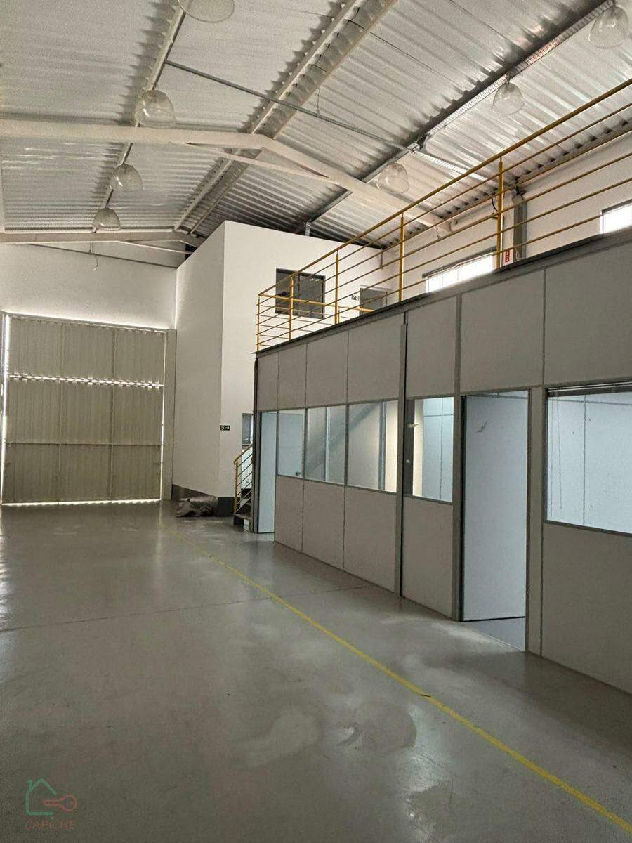 Depósito-Galpão, 250 m² - Foto 1