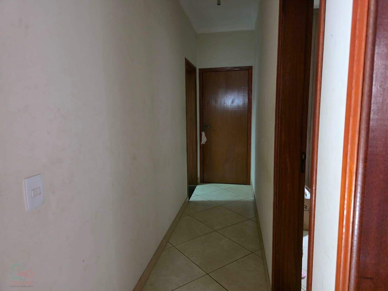 Casa, 4 quartos, 220 m² - Foto 9