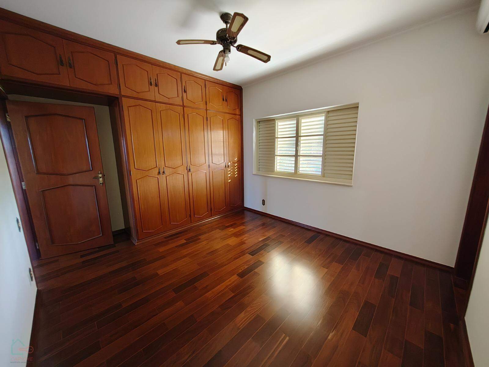 Casa, 4 quartos, 355 m² - Foto 10