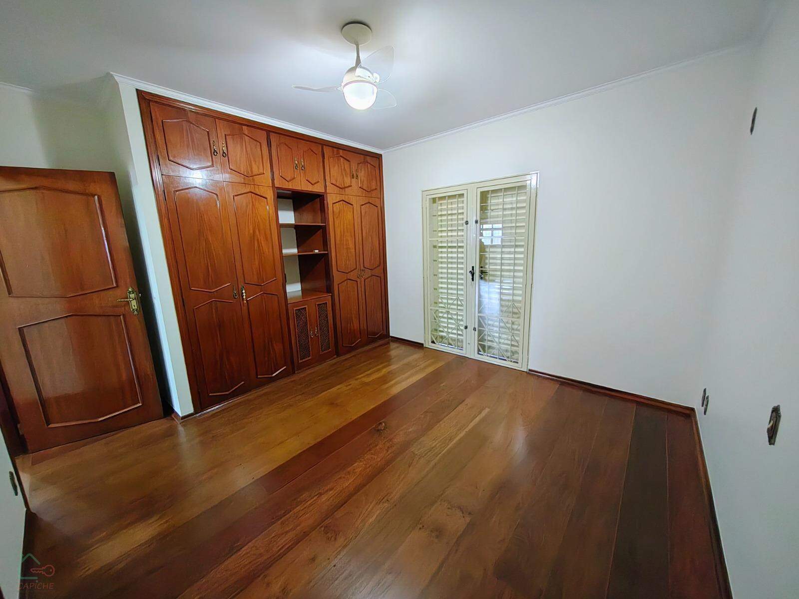 Casa, 4 quartos, 355 m² - Foto 18