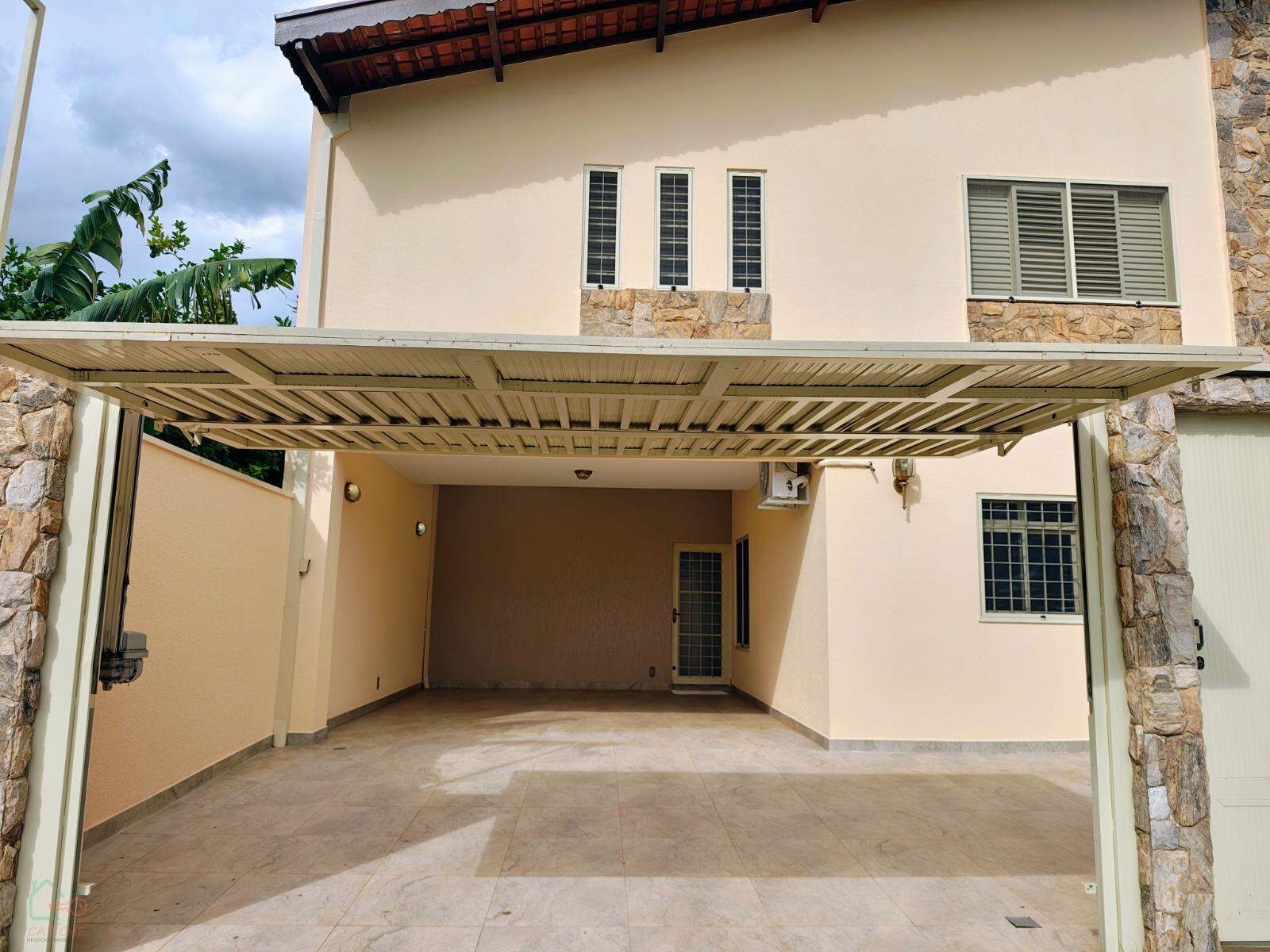 Casa, 4 quartos, 355 m² - Foto 2