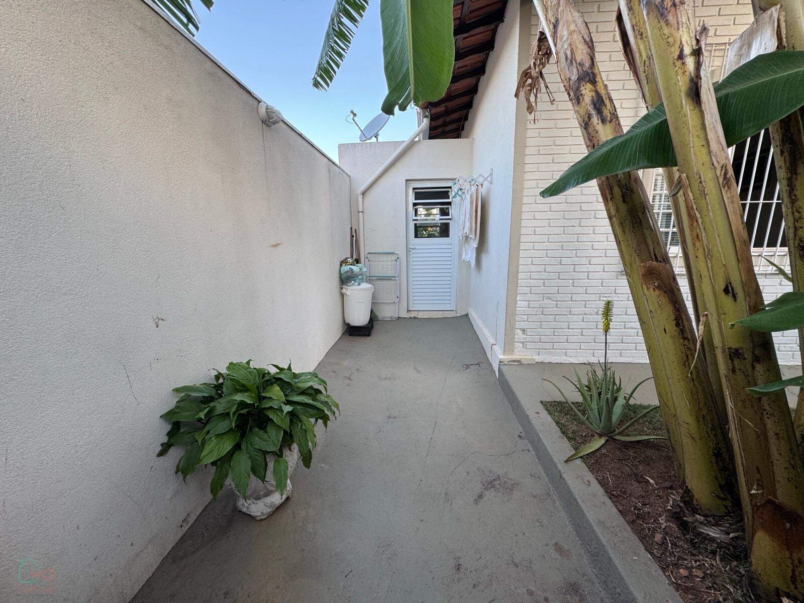 Casa, 3 quartos, 220 m² - Foto 30