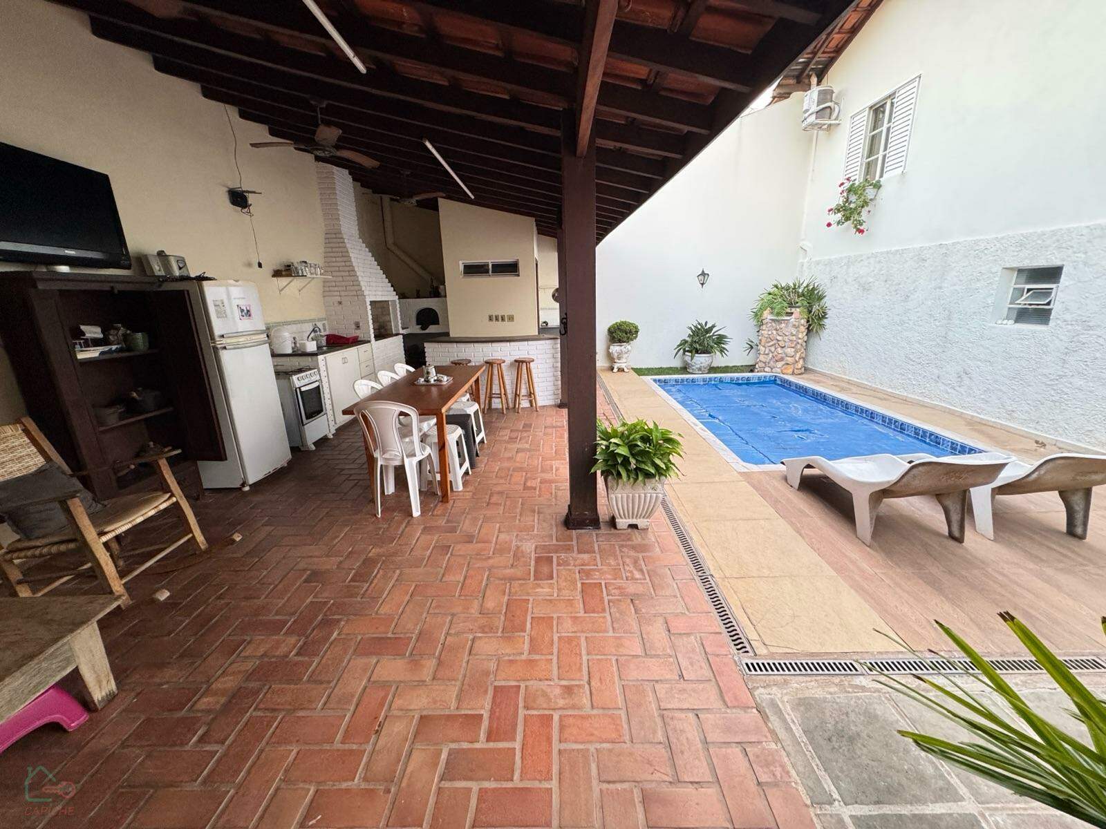 Casa, 3 quartos, 220 m² - Foto 1