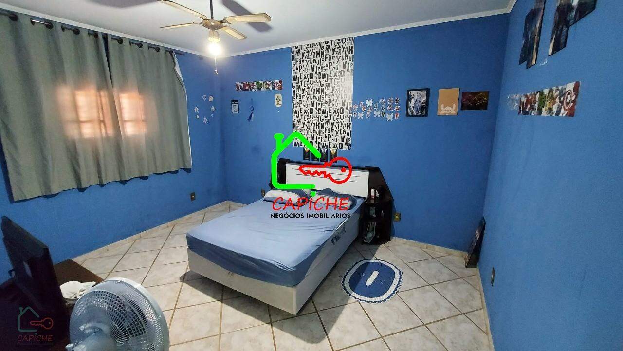 Casa, 4 quartos, 236 m² - Foto 3