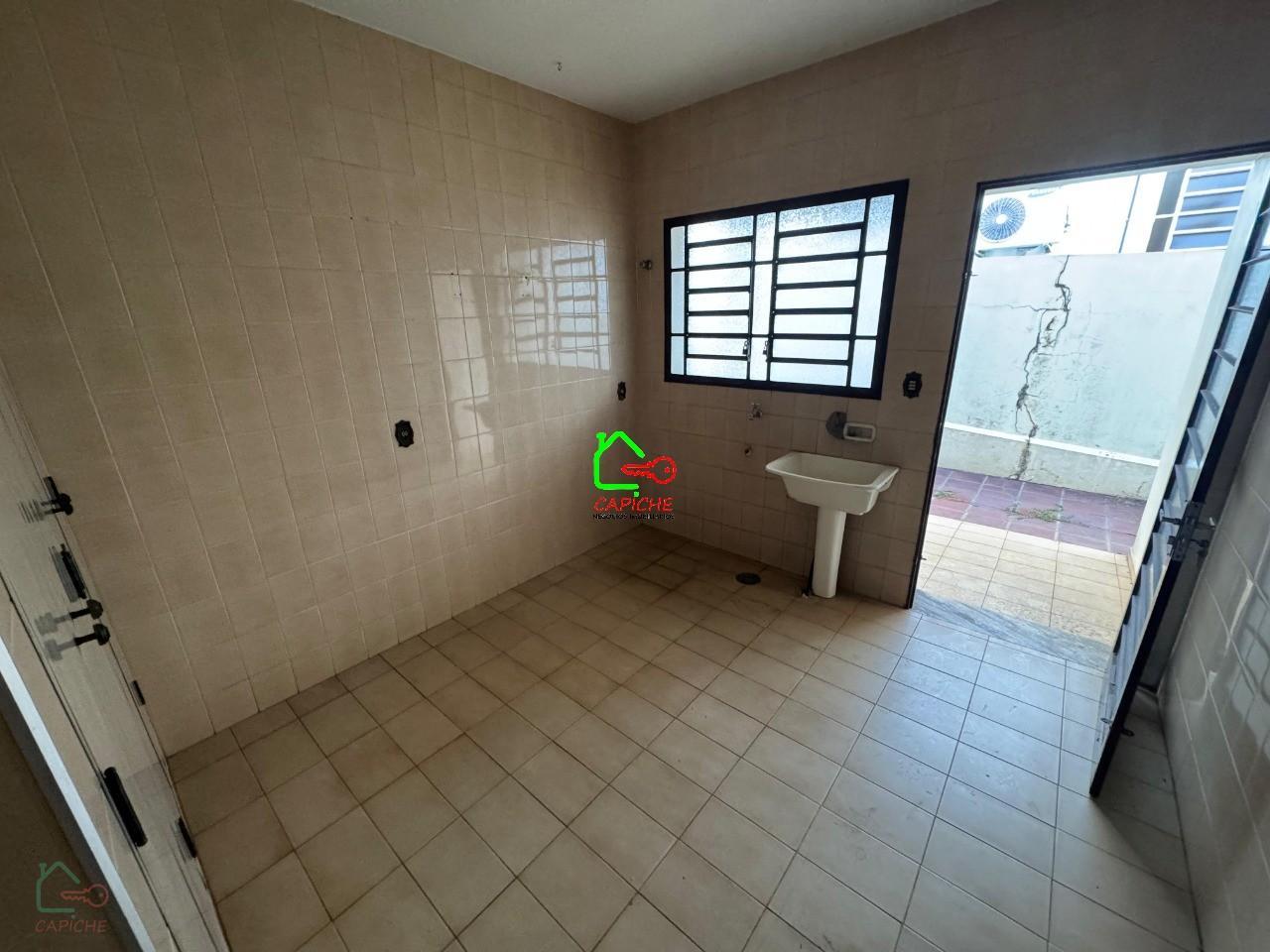 Casa, 3 quartos, 222 m² - Foto 6