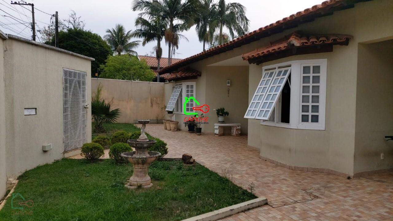 Casa, 4 quartos, 334 m² - Foto 1