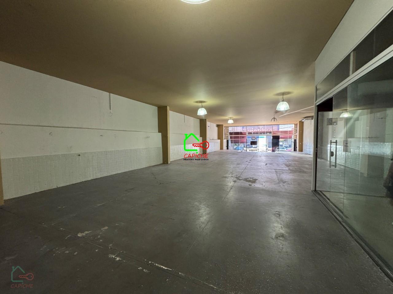 Loja-Salão, 495 m² - Foto 1