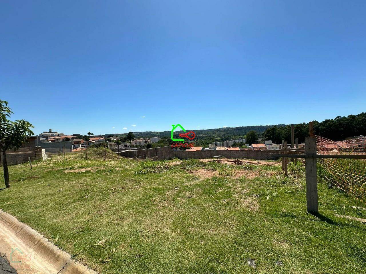 Terreno, 301 m² - Foto 2