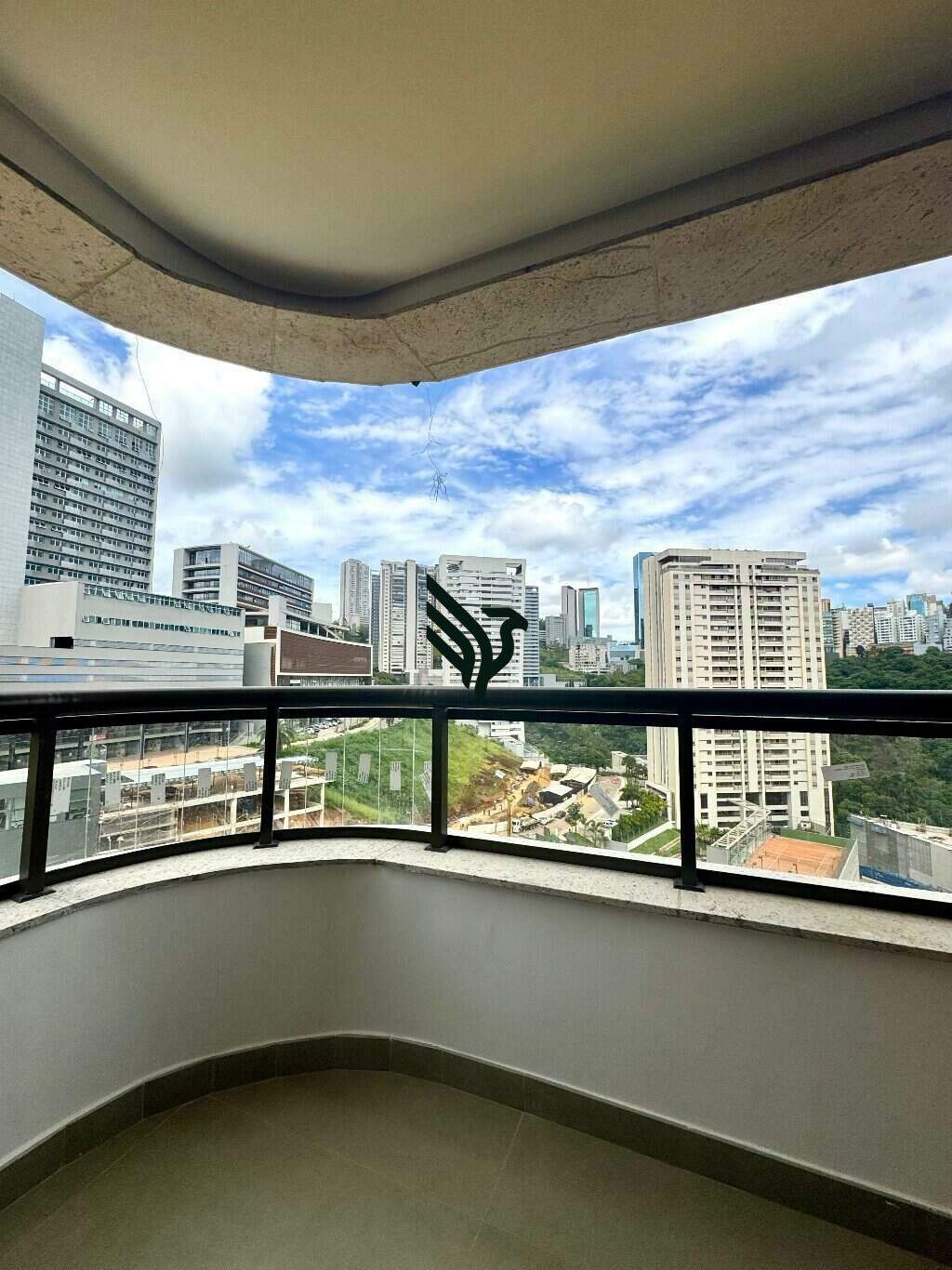 Apartamento à venda no Vale do Sereno: 