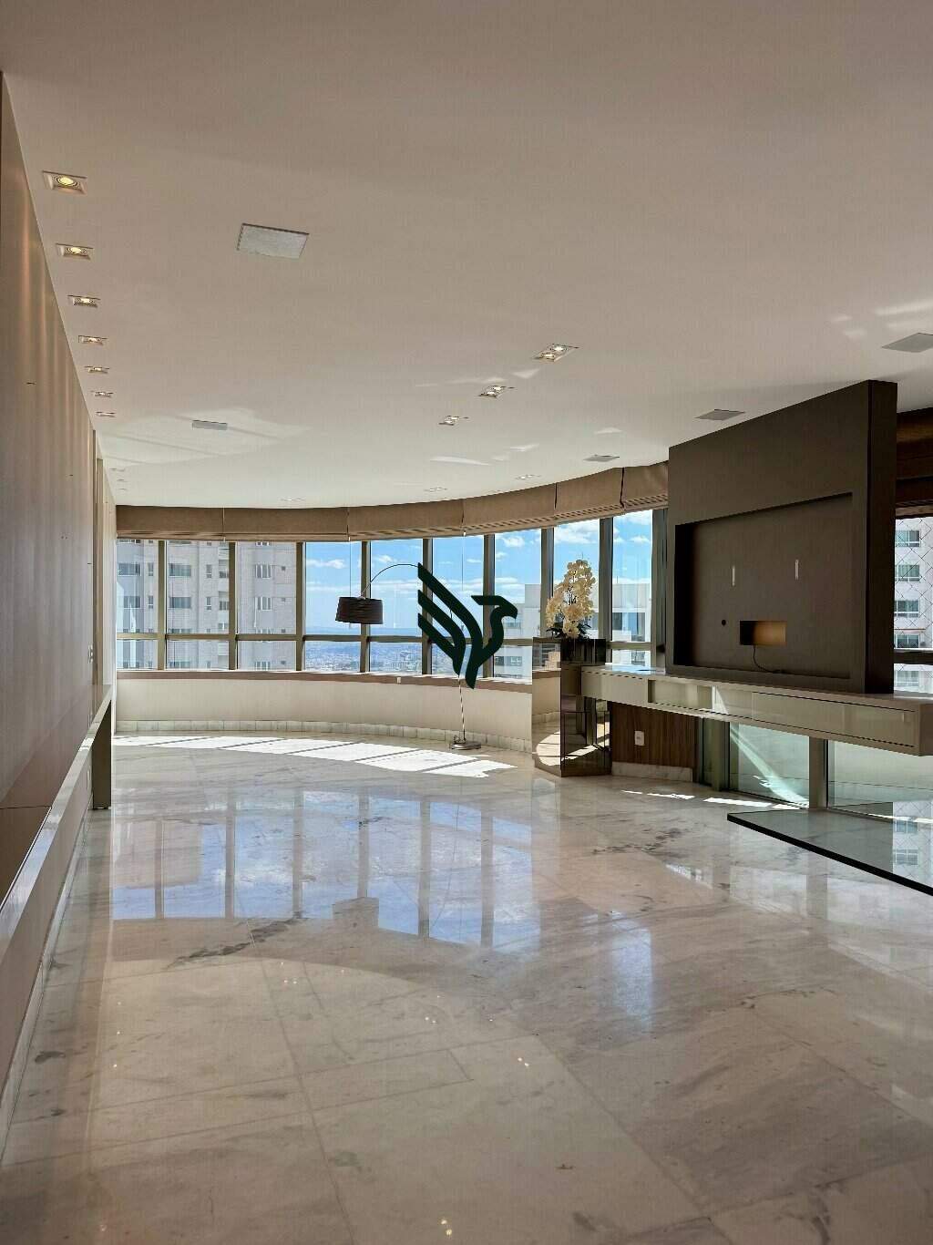 Apartamento à venda no Belvedere: 