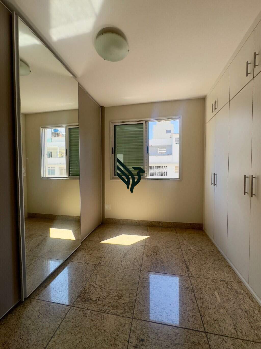 Apartamento à venda no Funcionários: 