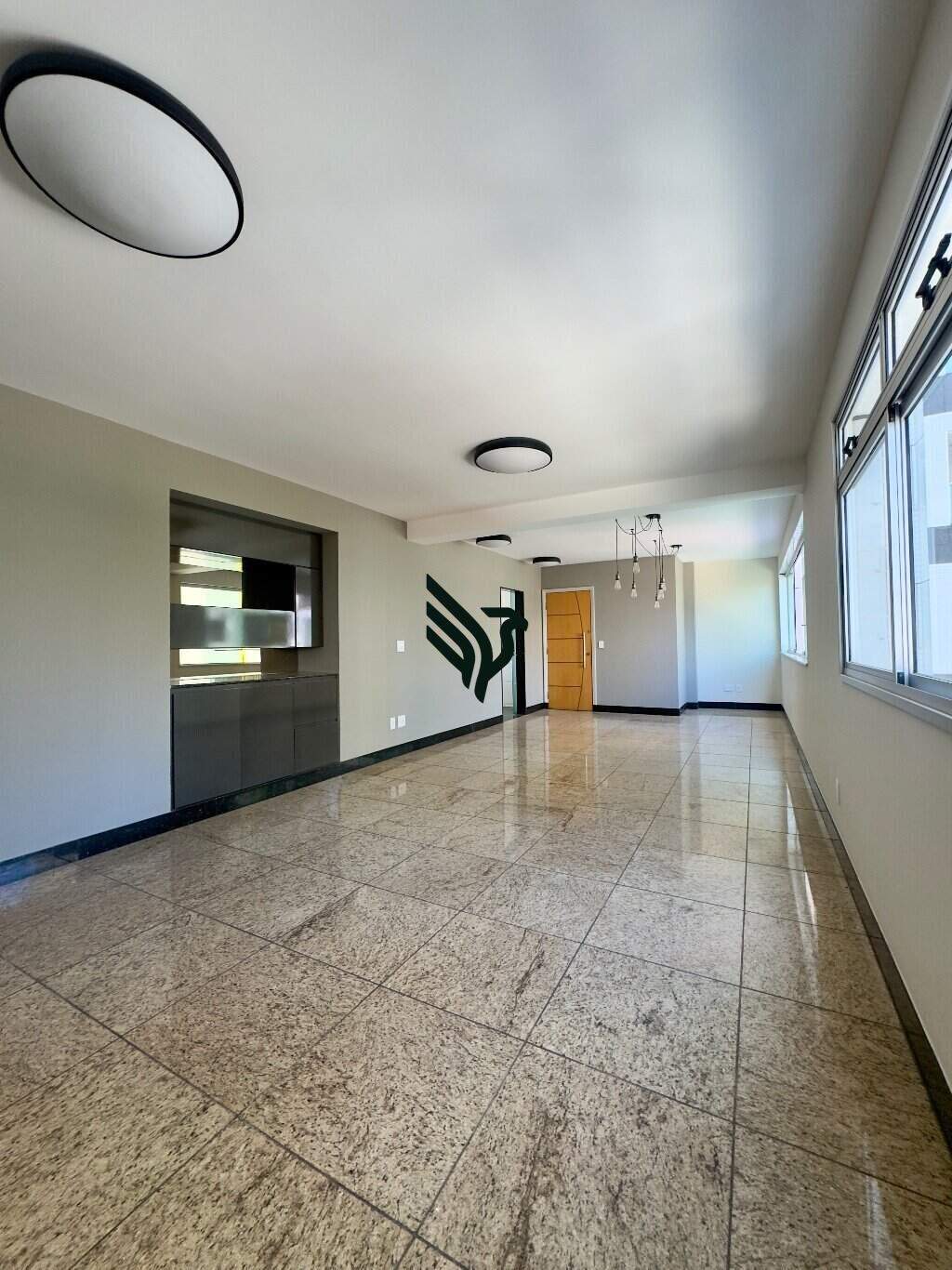 Apartamento à venda no Funcionários: 