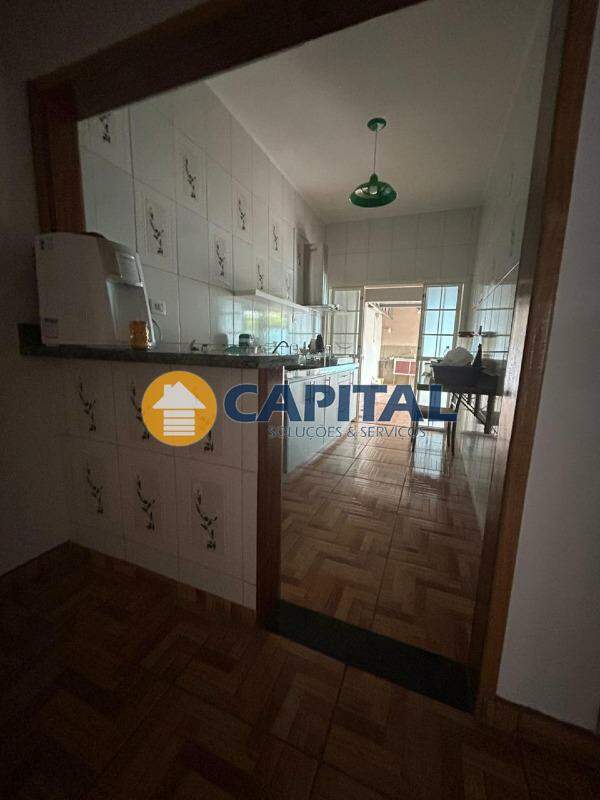 Casa para aluguel no Centro: 
