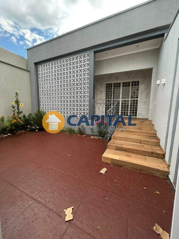 Casa para aluguel no Centro: 