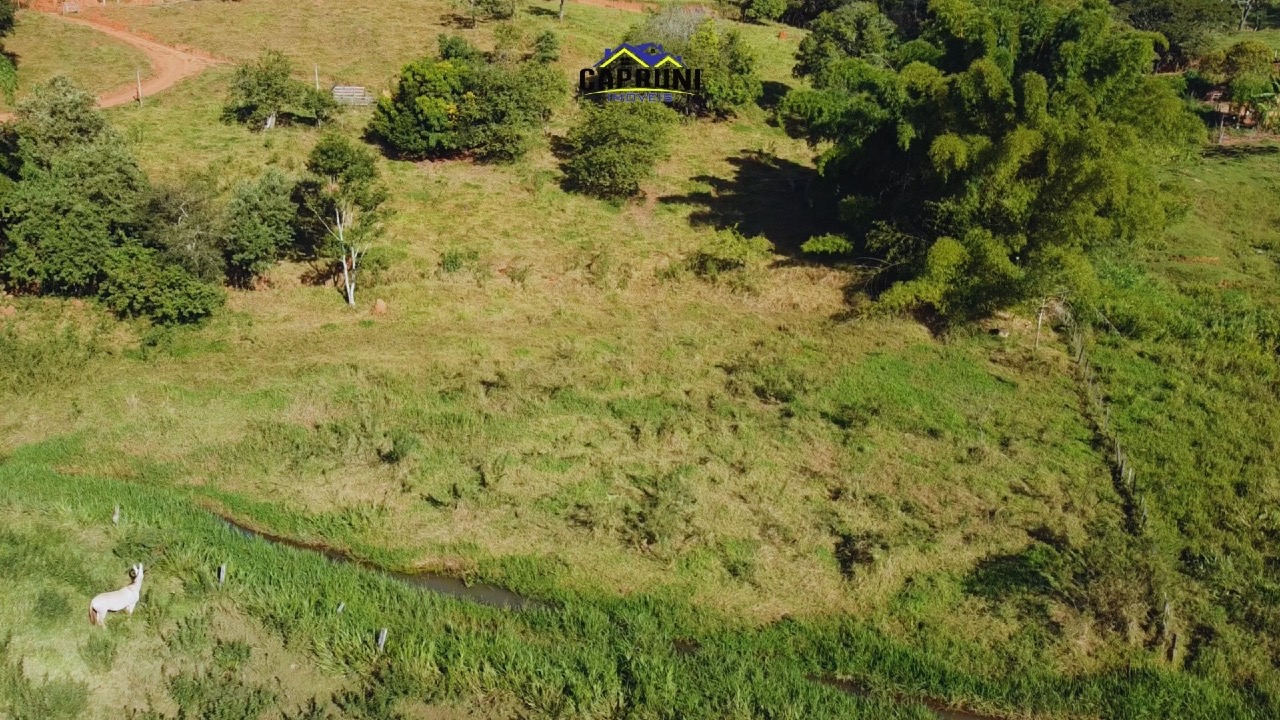 Terreno à venda no Bom Jardim das Pedras: 
