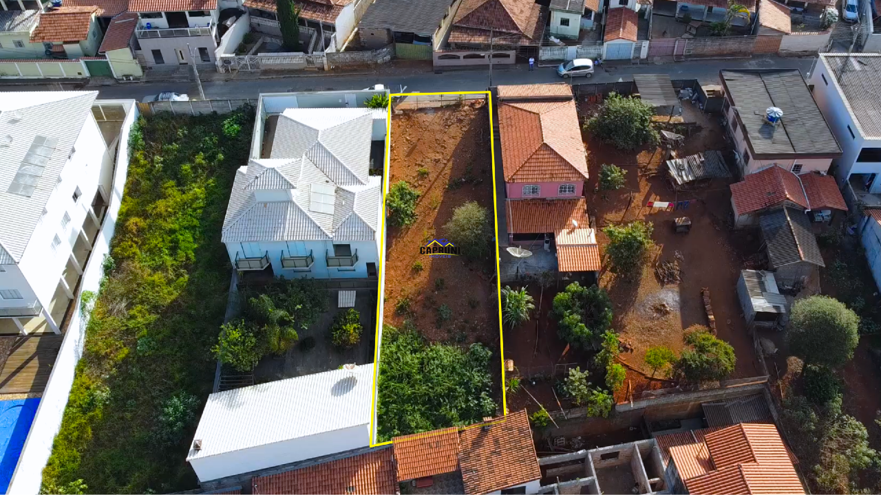Lote à venda no Centro : 