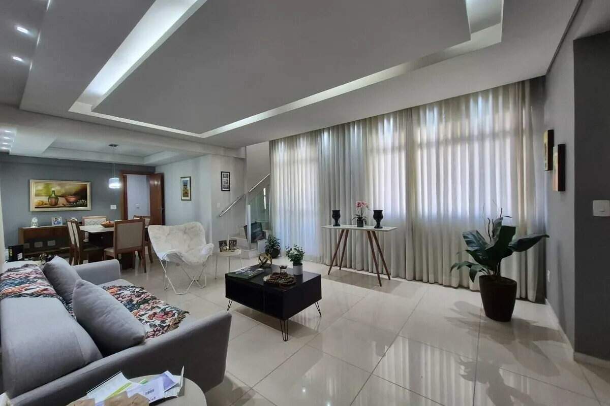 Cobertura com 4 quartos à venda no bairro Cruzeiro em Belo Horizonte