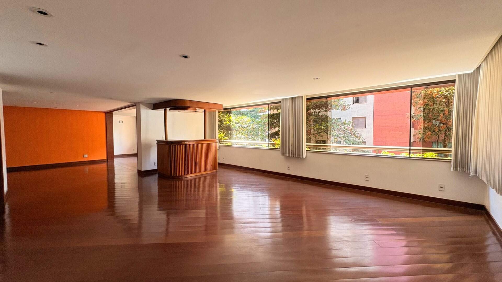 Apartamento com 5 quartos à venda no bairro Gutierrez em Belo Horizonte