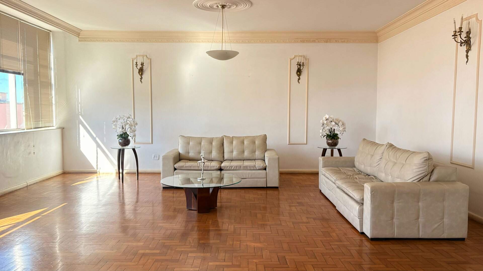 Apartamento com 4 quartos à venda no bairro Centro em Belo Horizonte