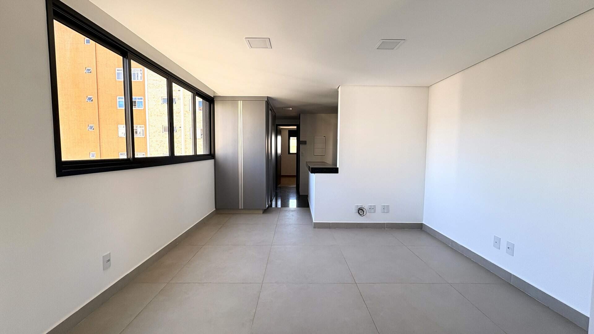 Apartamento com 1 quarto à venda no bairro Funcionários em Belo Horizonte