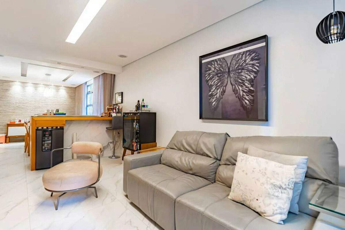 Apartamento com 4 quartos à venda no bairro Santo Antônio em Belo Horizonte