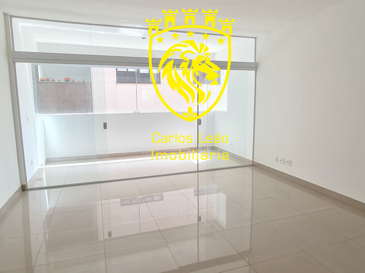 Apartamento com 3 quartos para alugar no bairro Buritis em Belo Horizonte